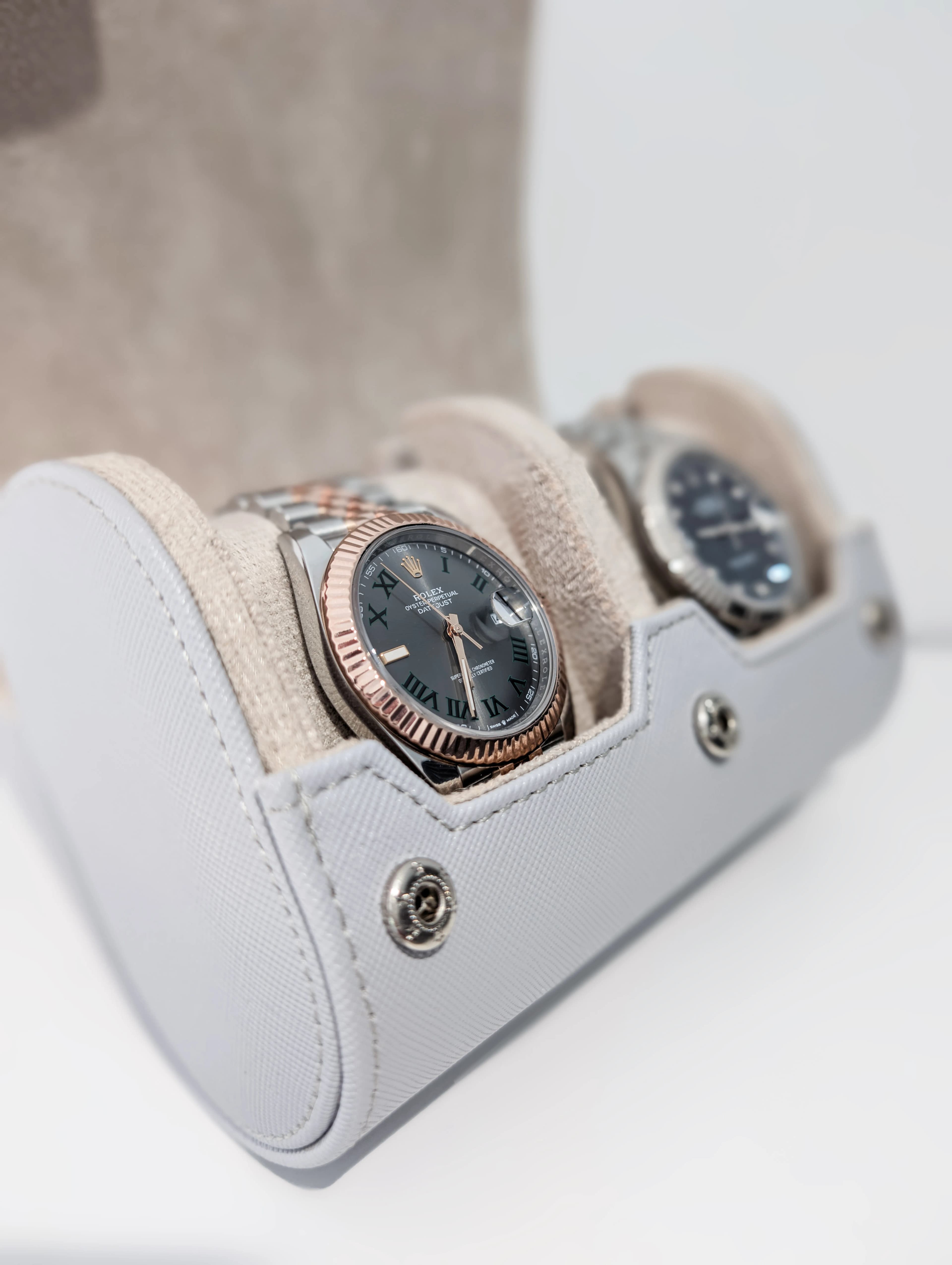 Double Watch Roll
